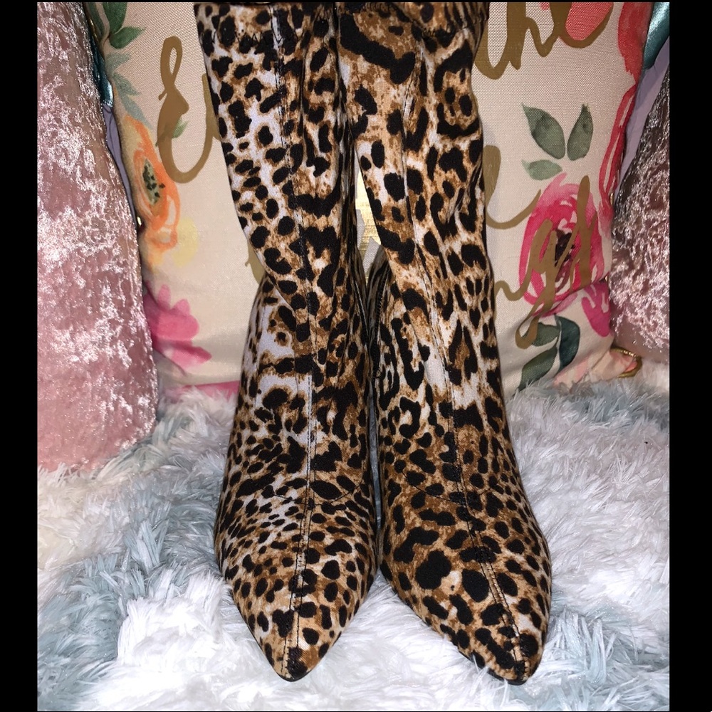 Leopard Print✨Heeled Bootie - Picture 5 of 8